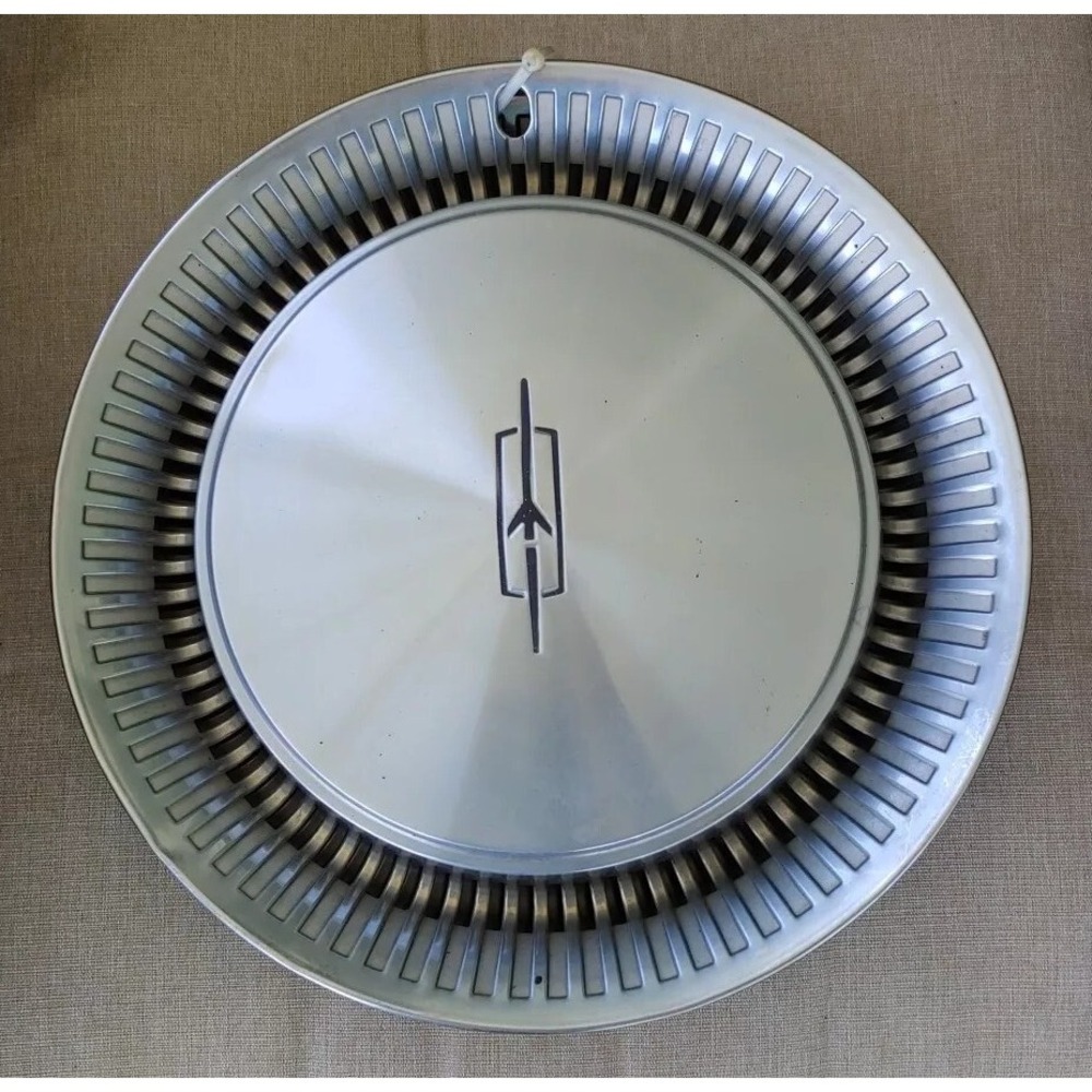 1974-1976 Oldsmobile Cutlass # 4039 15" Hubcap Wheel Cover # 00415121 USED Set 4